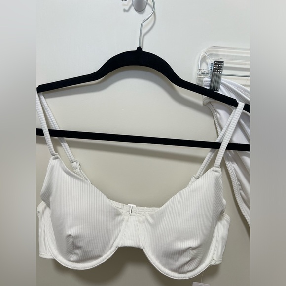 Old Navy white ribbed bathing suit set NWT - Picture 2 of 6